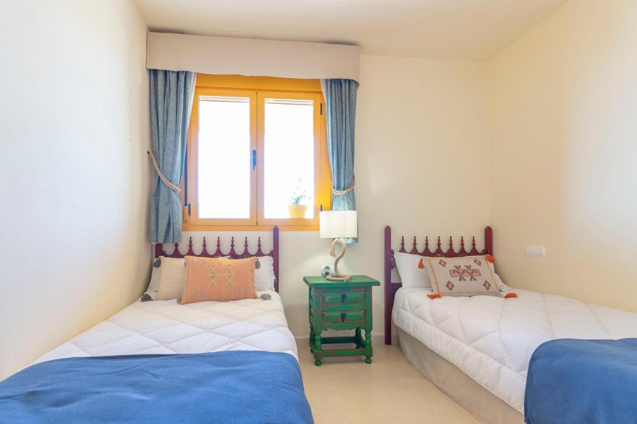 Ambar Beach Калпе Екстериор снимка